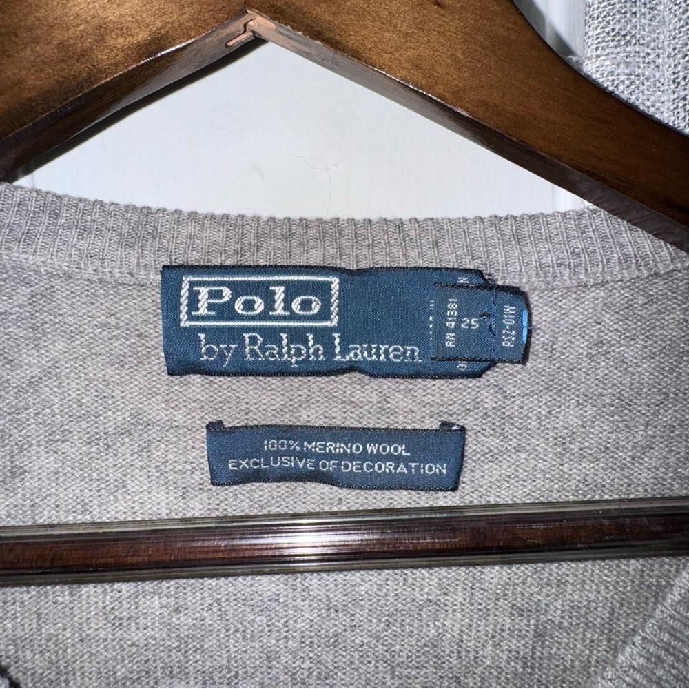 Polo Ralph Lauren 100% Merino Wool Gray V-Neck Sweater Medium Classic Preppy - Picture 5 of 5